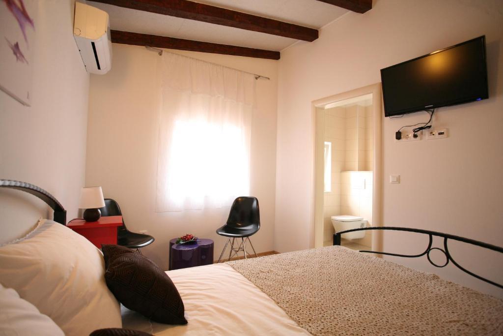 Rooms Beljan Trogir Habitación foto